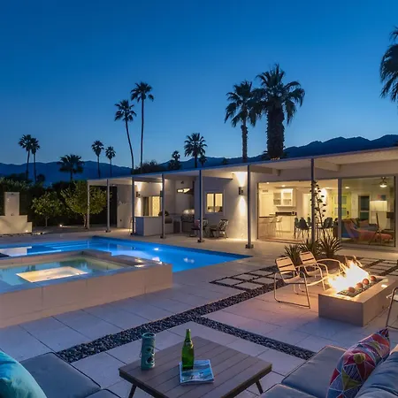 Lost Palms Oasis